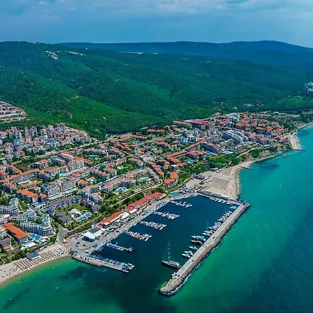 Marina St. Vlas סבטי ולאס