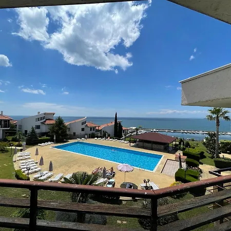Marina St. Vlas 4*