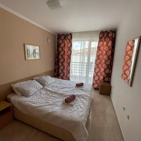 Marina St. Vlas Aparthotel